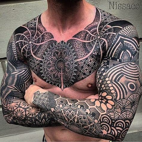 tatuagem masculina maori